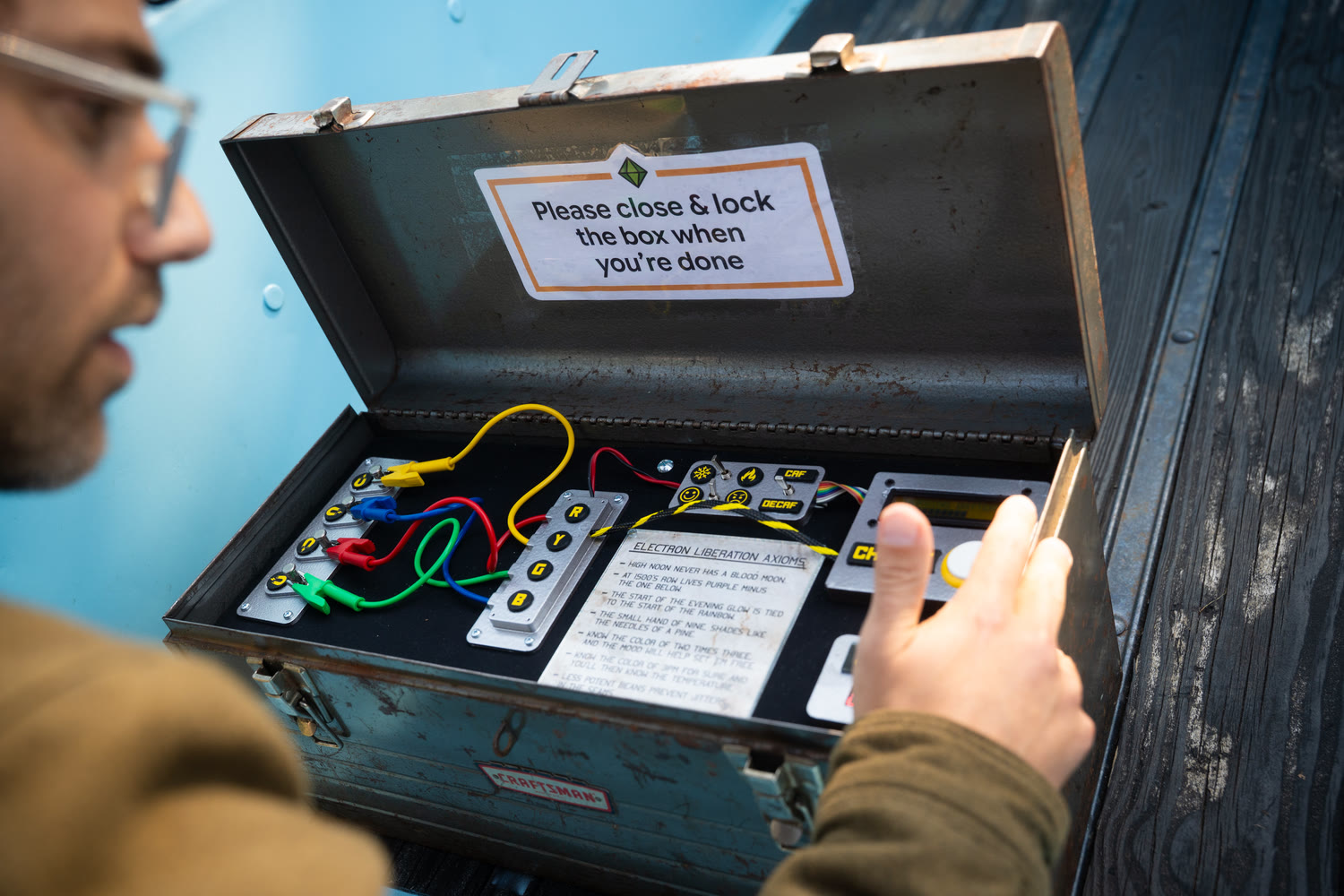 The Puzzle Car image 2